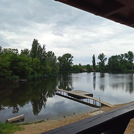 Eden Lounge Restaurant & Pension Veresegyház Eksteriør billede